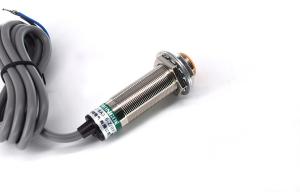  General Purpose PNP Inductive Sensor With Strong Environmental Resistance Manufactures