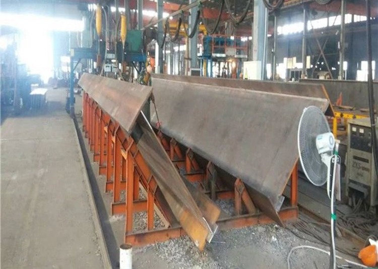 Steel Structure Warehouse Building H Beam Welded Fabricating Welded Steel H Beam H Iron Beam Price