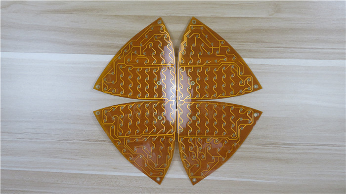 Large FPC (Flexible Printed Circuit PCB) Built on Polyimide with Yellow Coating and Immersion Gold for LED Lighting