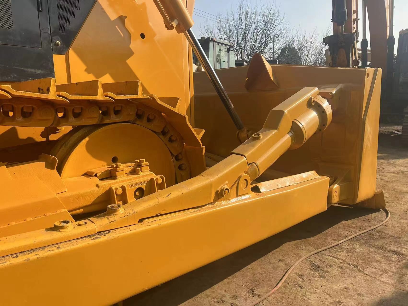 High Performance Old Bulldozer Shantui SD32 Used Machinery 258kw