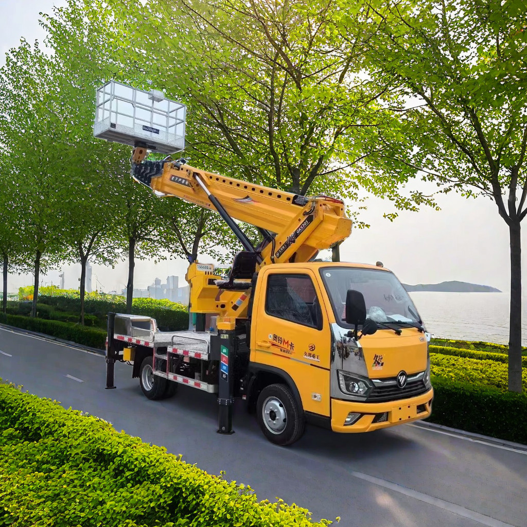 Wheelbase 3360mm Foton Truck Mounted Aerial Platform 95km/H Overhead Working Truck