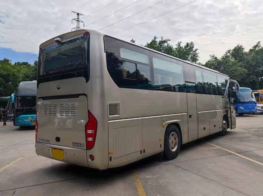 2017 Yutong 46 Seats Used Luxury Coaches Euro 5 Left Hand Drive Diesel