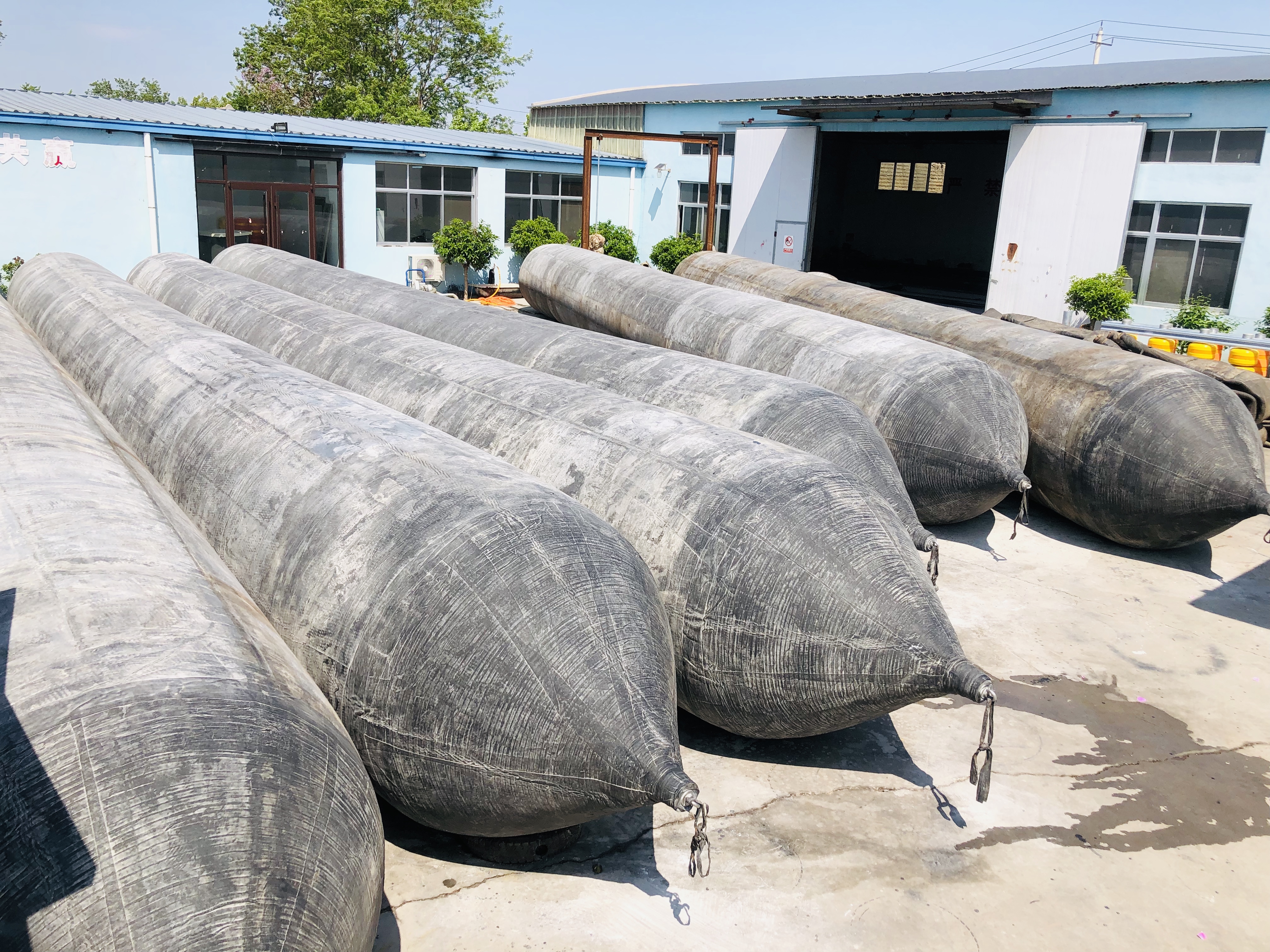 D2 L12m 8 Layers  Floating Rubber Marine Airbag 0