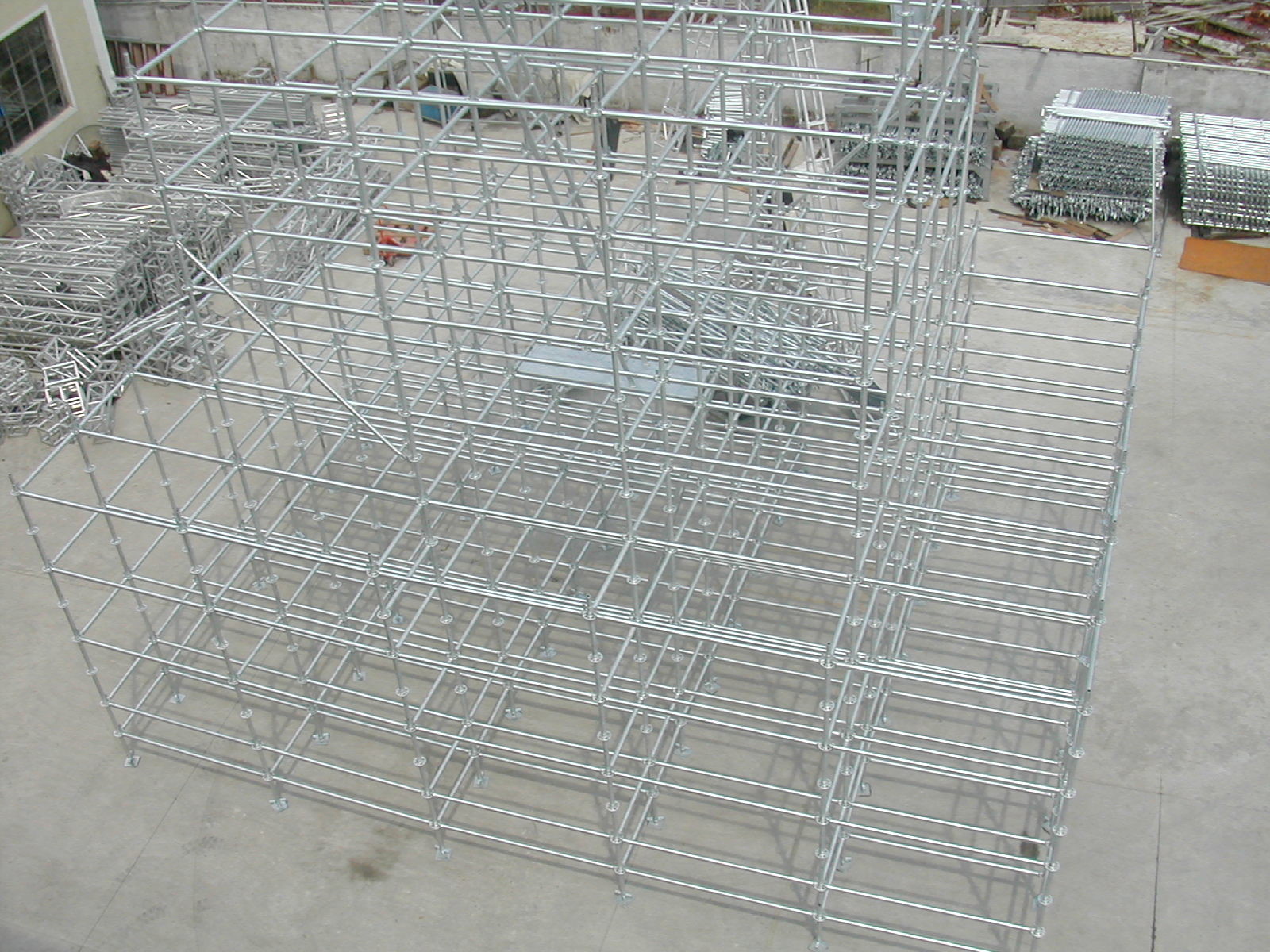 Dragon Steel Iron Layer Truss Stage Line Array Tower For Large Concert Speakers Sound System
