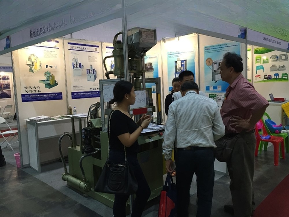 Bicycle Handle Vertical Plastic Injection Molding Machine JTT-850 2V-3R