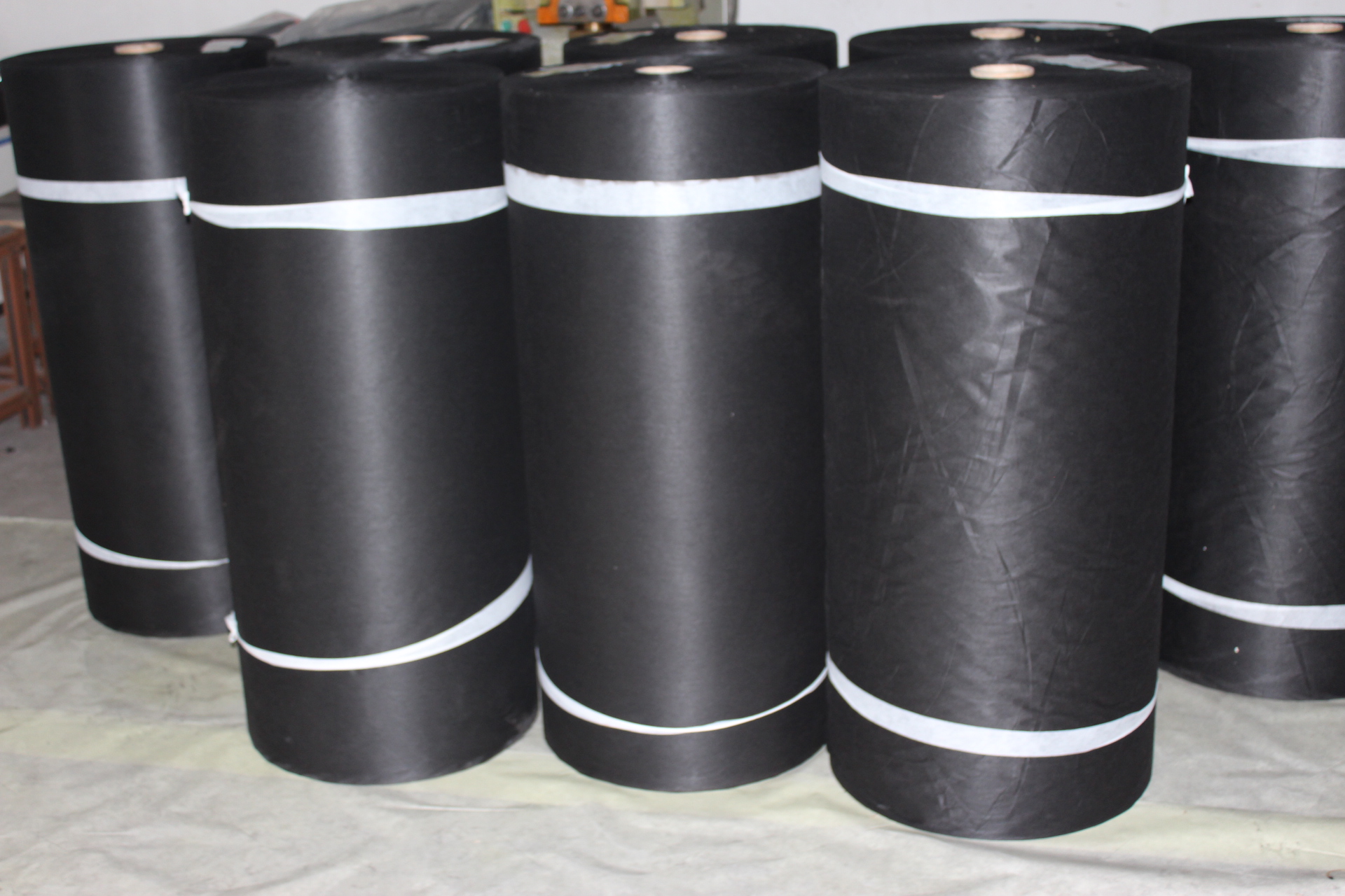 GAOXIN Nonwoven Cloth for Luggage Black Activated Carbon Dustproof Fiber at Affordable