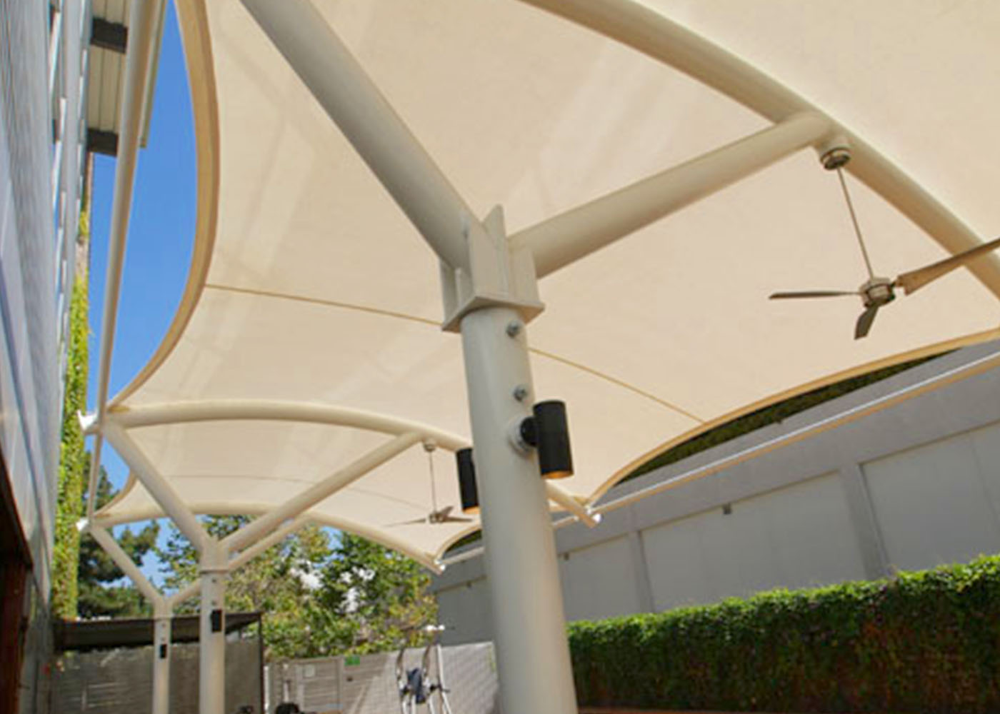 PTFE Architectural Fabric Tent Shade Shed Tensile Membrane Structure For Landscape