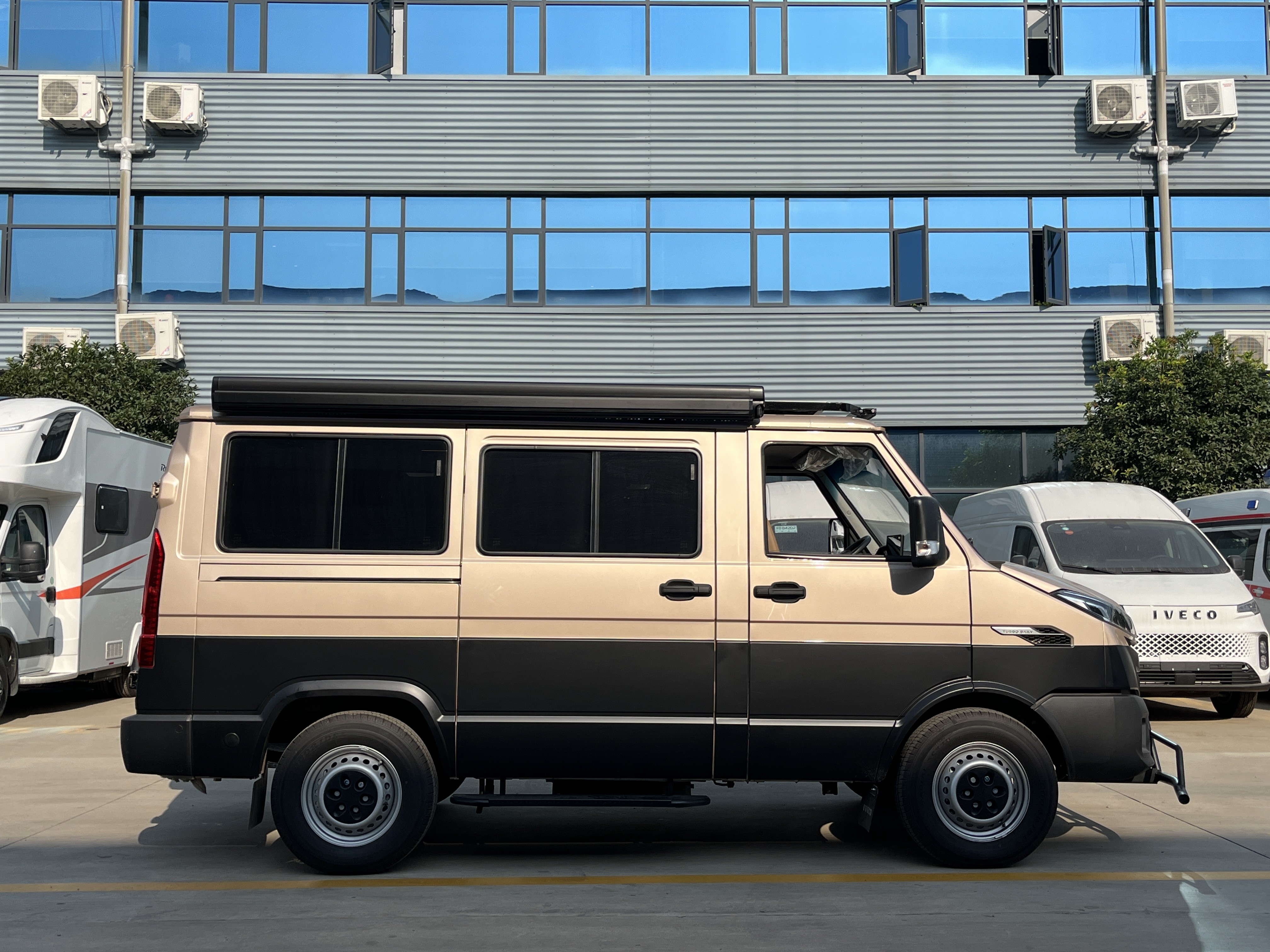 3360 Mm Wheel Base Caravans And Motorhomes Customized