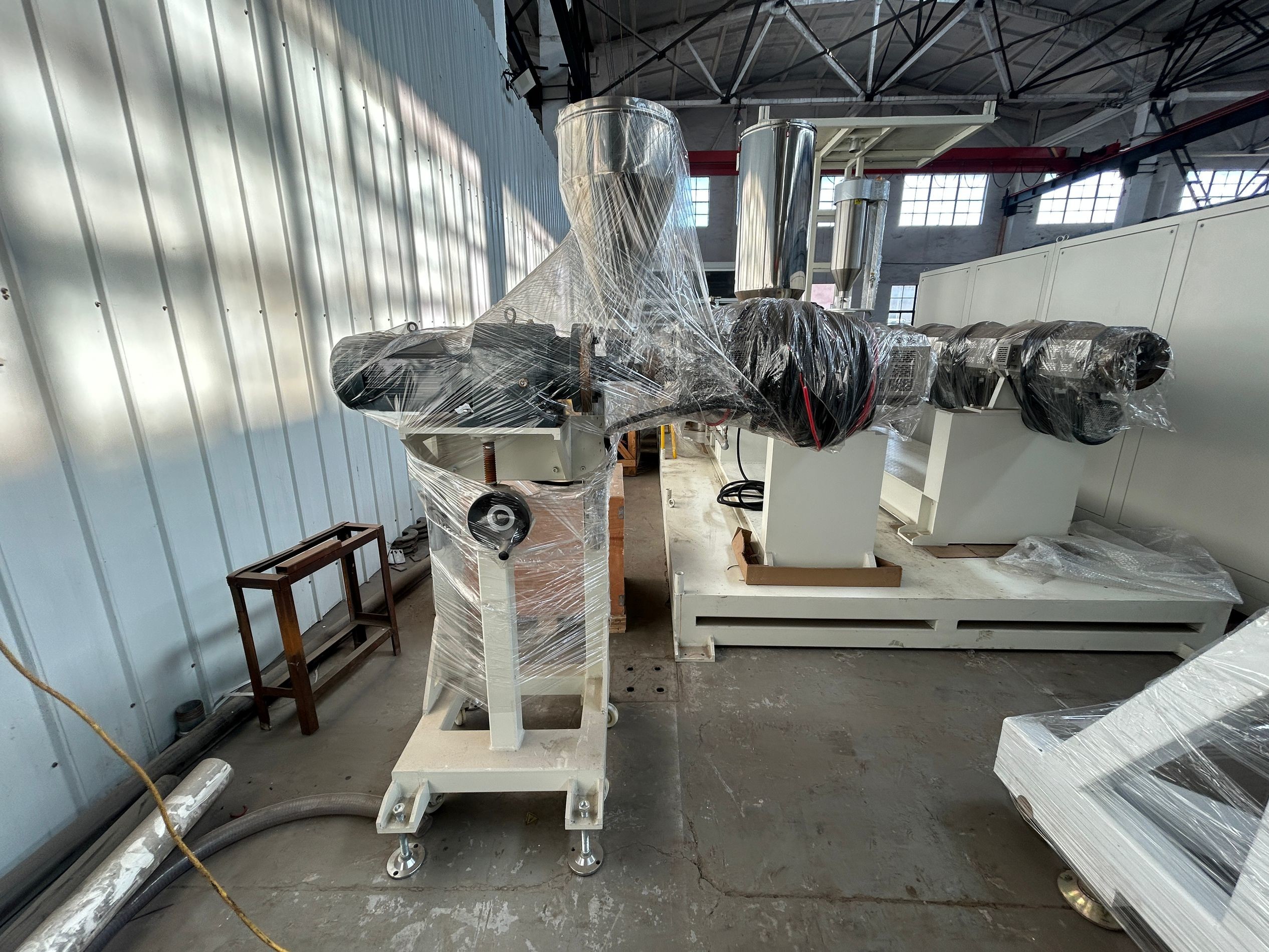 Large Diameter DN Size Double/Triple Wall HDPE PE Water Supply Large Diameter Plastic PP PPR HDPE PE Pprc Pipe Extrusion Production Line Making