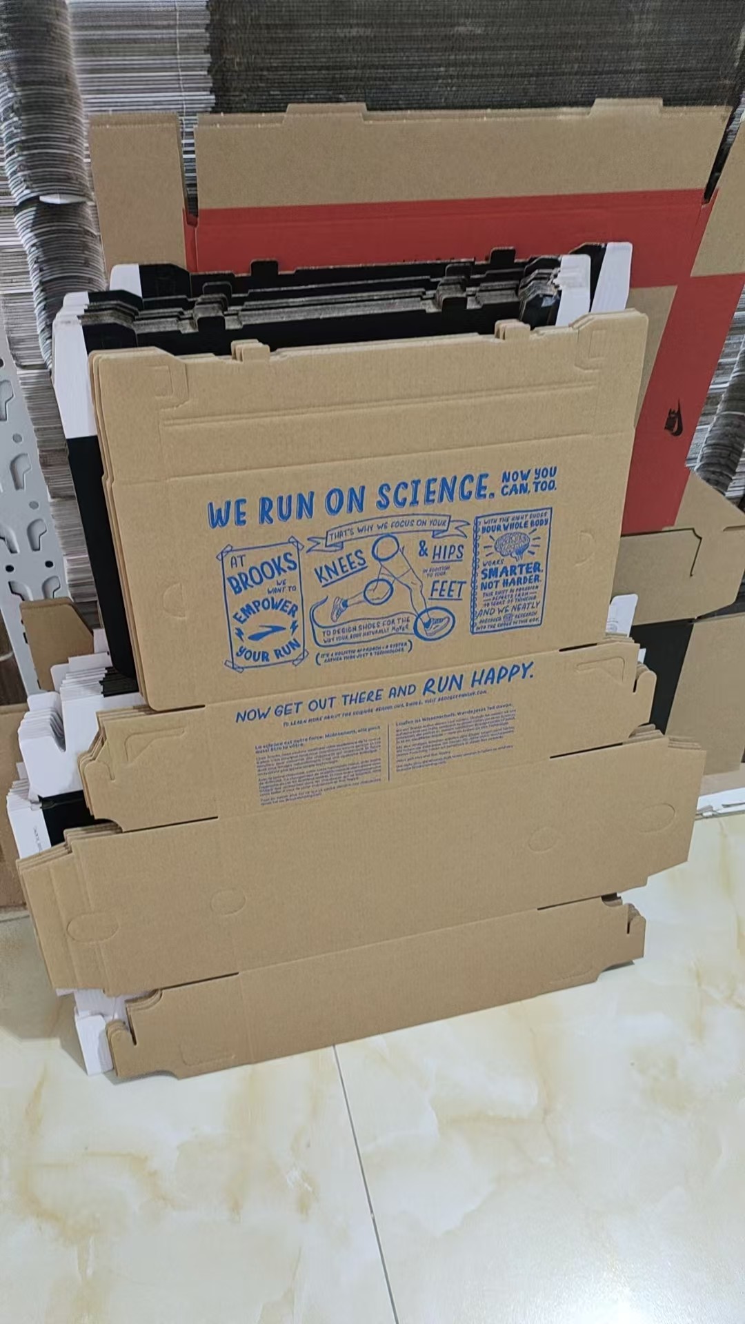 Spot Corrugated Cardboard Shoes Packaging Box for Brooks Blue