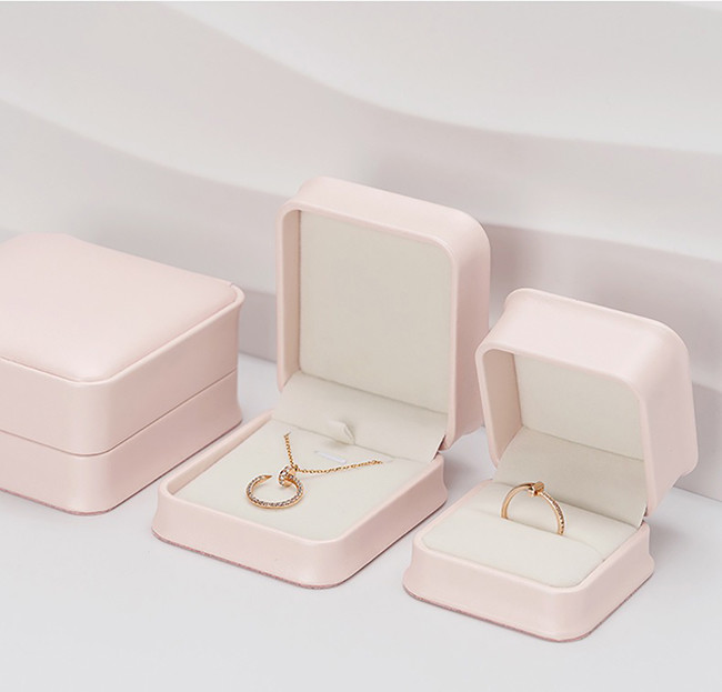 BPU03 PU Leather Square Luxury Gift Box Set For Jewelry Display And Packaging