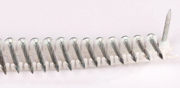 2.5 X 60MM 21 Degree Plastic Collated Nails For Roofing And Framing