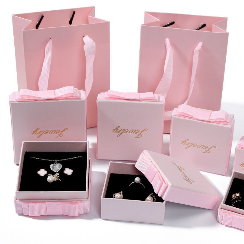 Deluxe Style Rigid Black Cardboard Necklace Packaging Paper Box