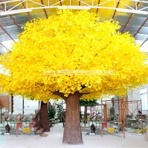 Large Fiberglass Artificial Ginkgo Tree High Temperature Resistance