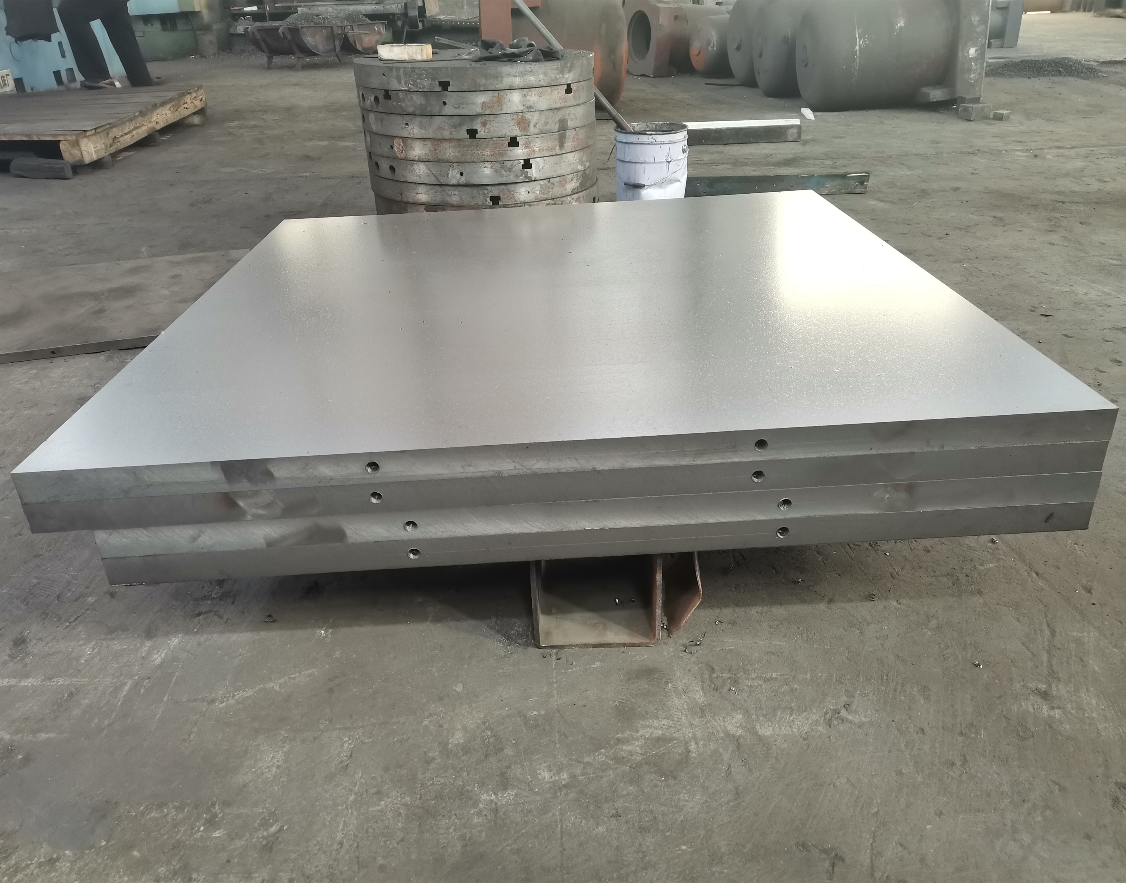 1500 KG Weight Qingdao HUICAI Rubber Vulcanizing Press for Smooth Operation