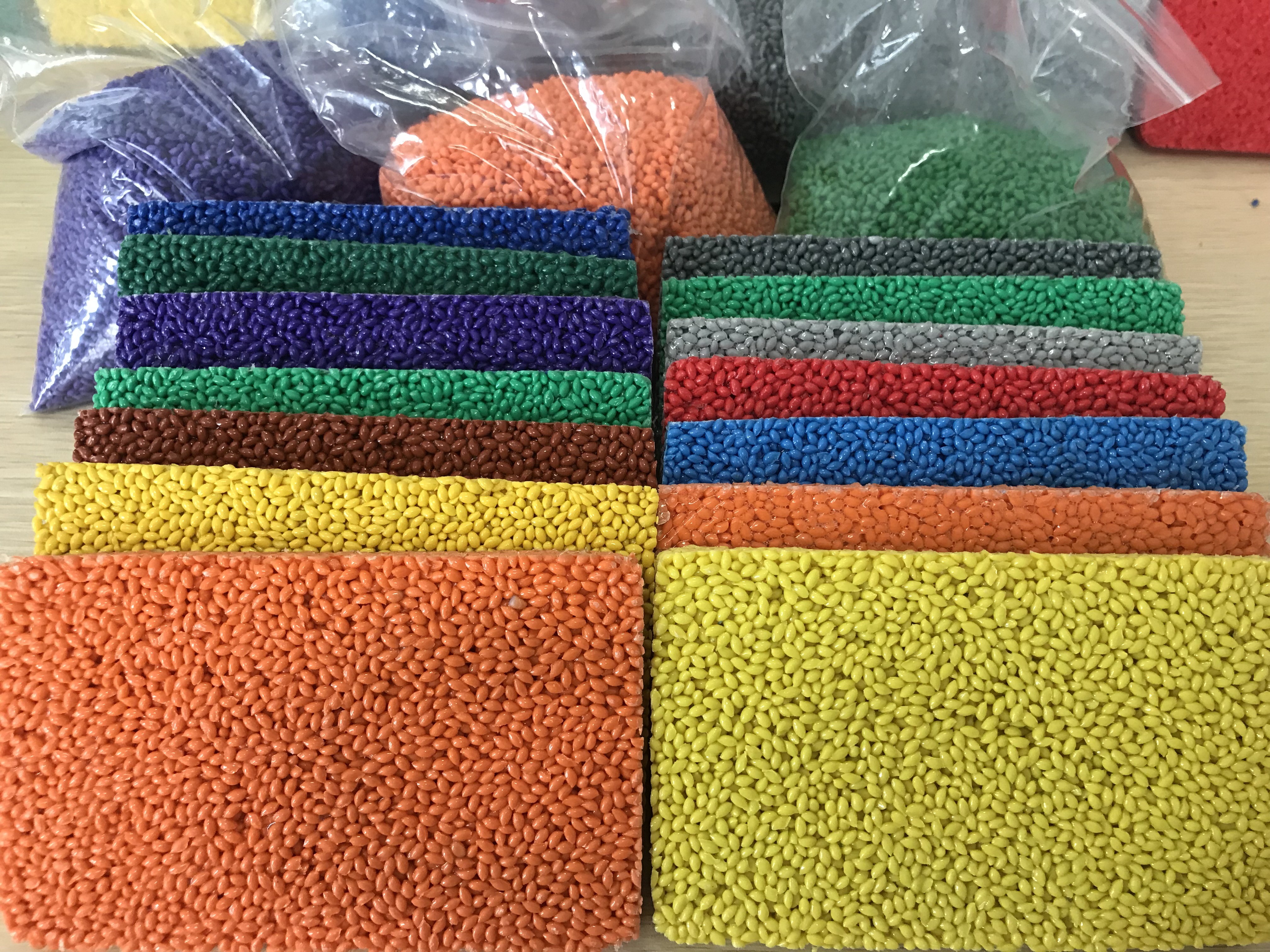 60 Shore A Tennis Ground Non Static Coloured Rubber Crumb
