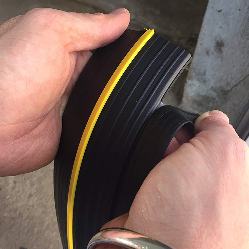 15mm Height Rubber Garage Door Threshold Trim Seal with Custom Length and Color Range