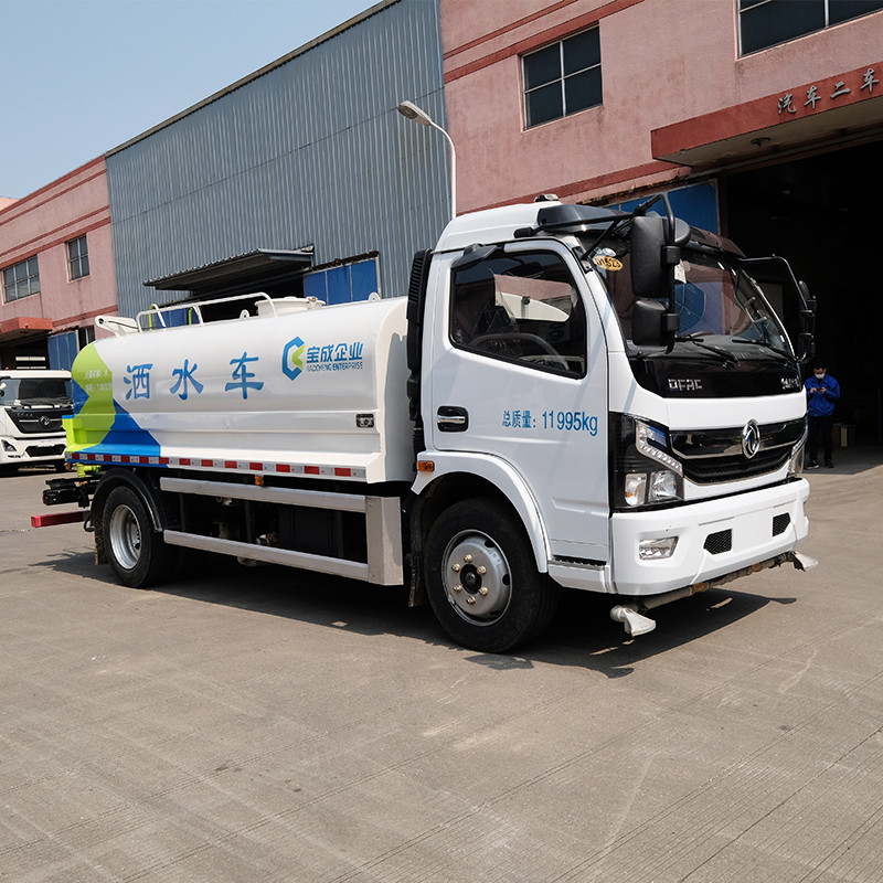 High Efficiency Watering Spraying Truck Road Dust Cleaning Water Tanker Sprayer