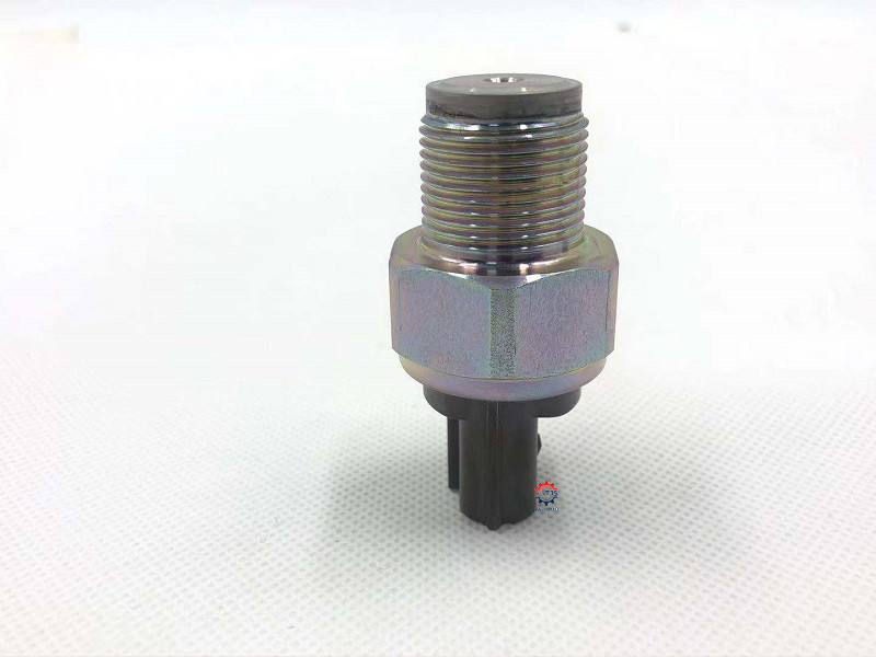 Original 4HK1 6HK1 High Pressure Sensor Excavator Spare Parts 8-98119790-0