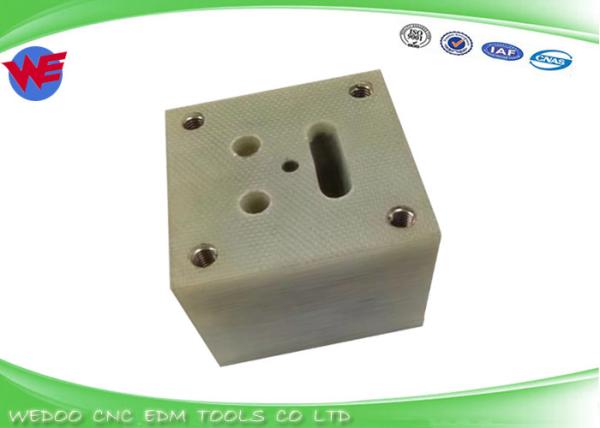 A290-8101-X509 Upper Isolator Plate Fanuc EDM Parts A-C Series 40*40*34 GUIDE
