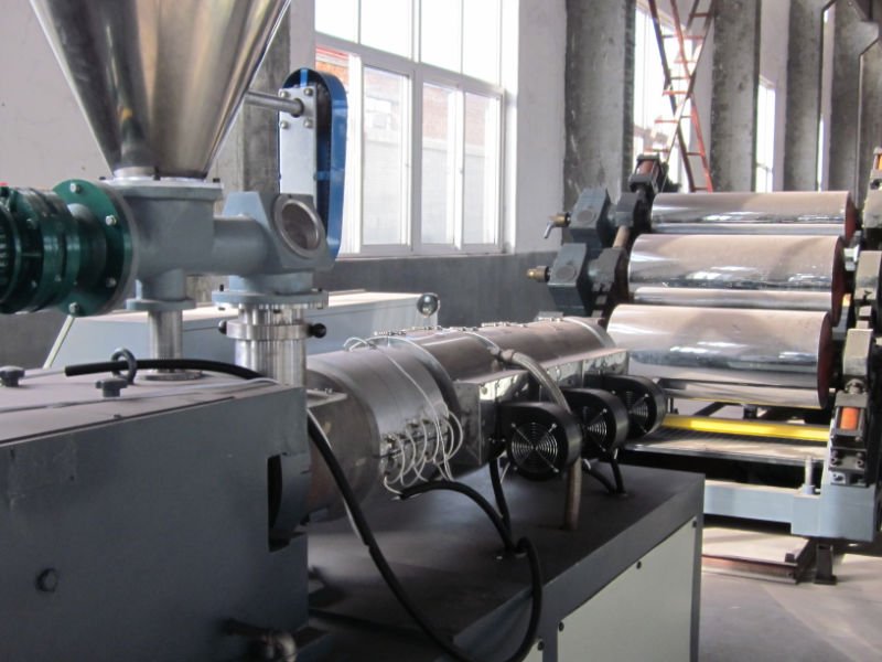 ISO9001 Certification PVC Calender Machine Plastic Five Roll Calender Machine