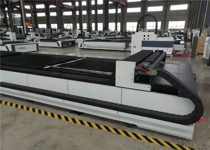 AC 380V High Precision Fiber Laser Cutting Machine High Rigidity Heavy Chassis