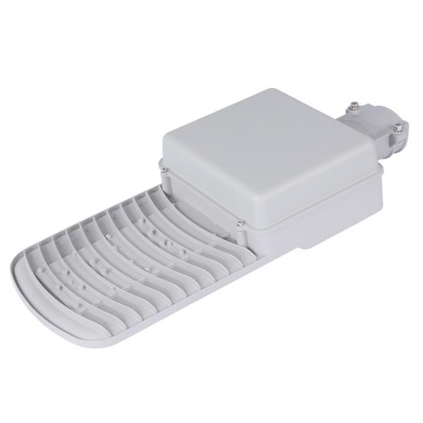 50 LED 3.2V 40AH Commercial Solar Street Lights With Battery And Panel