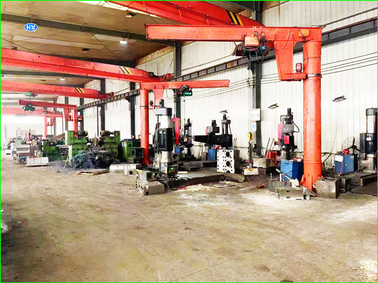 Front Middle Back Cylinder 42CRMO 155MM Chisels Excavator Breaker Attachment