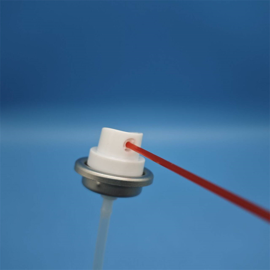 Versatile Dashboard Polish Wax Spray Valve for Various Surface Applications