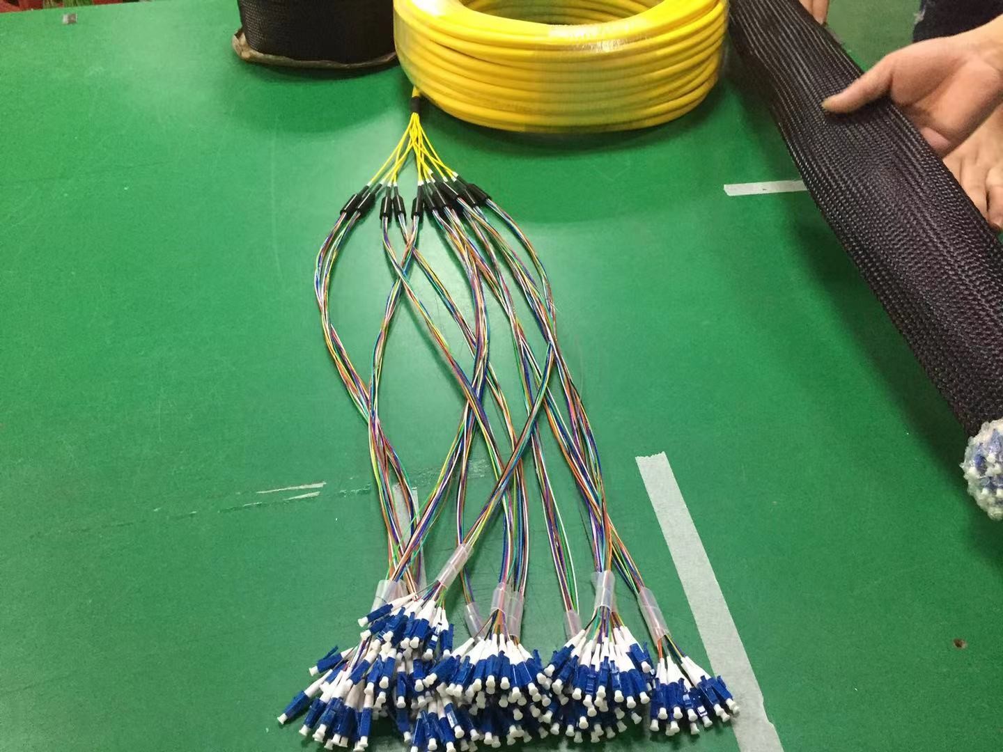 LC UPC 144f Pre Terminated Multi Fiber Cables OFNR Jacket