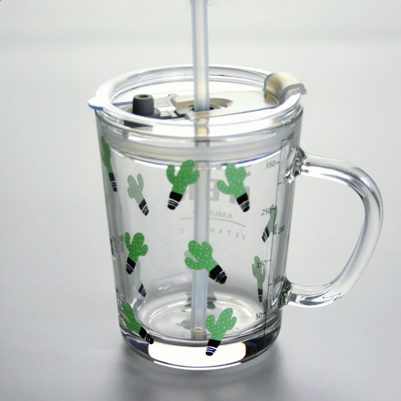 Cartoon Crystal Drinking Glass With Lid And Silicate Straw