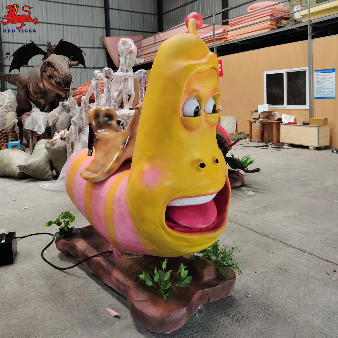 Customized Electric Simulation Animatronic Insects With Color And Sound Available