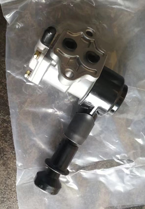 S44Y0-E0030 H INO 700 E13C Handbrake Valve Iron Material for Heavy Truck Spare Parts