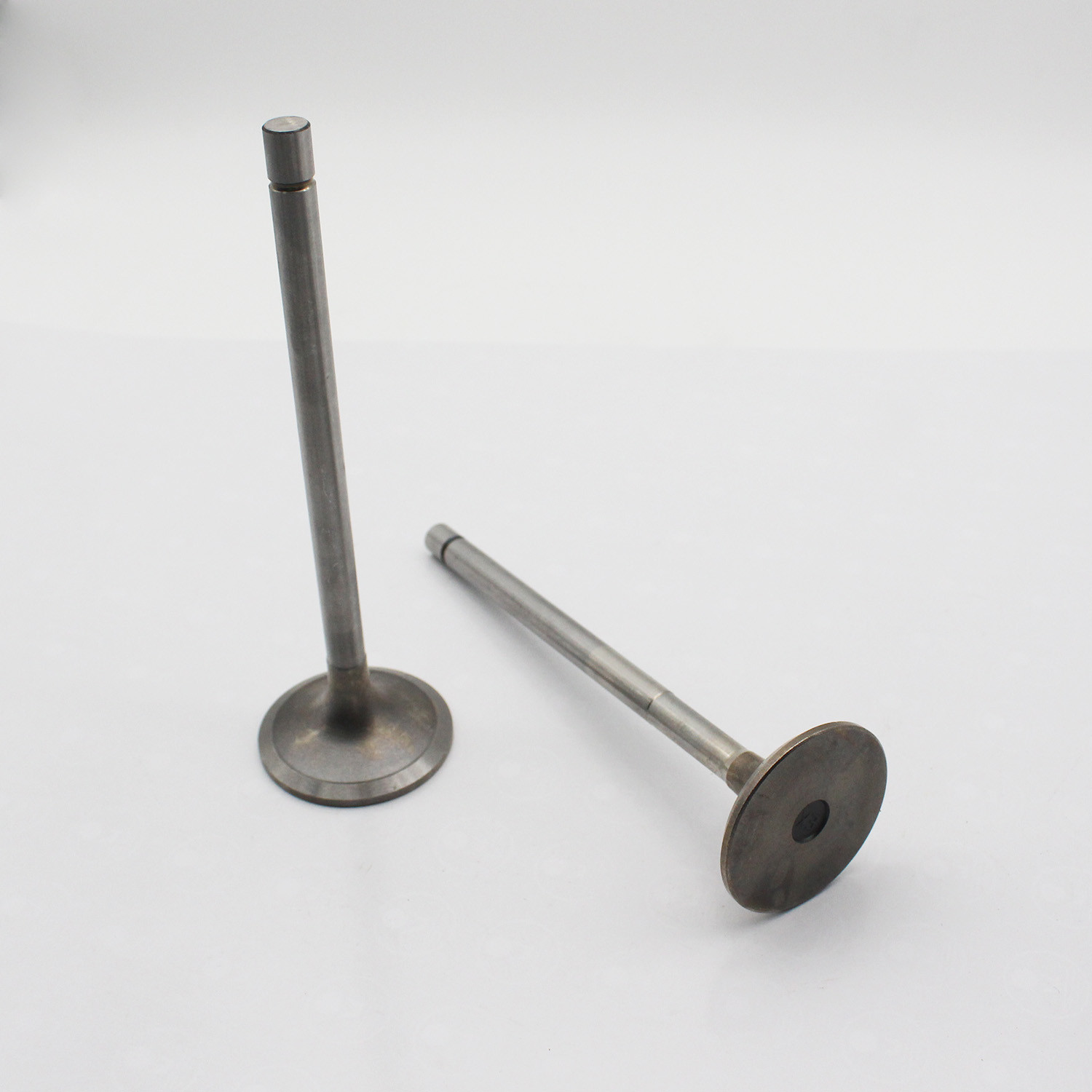 6D14 6d16T 4D30 Diesel Engine Inlet Exhaust Valves For Mitsubishi Forklift Spare Parts