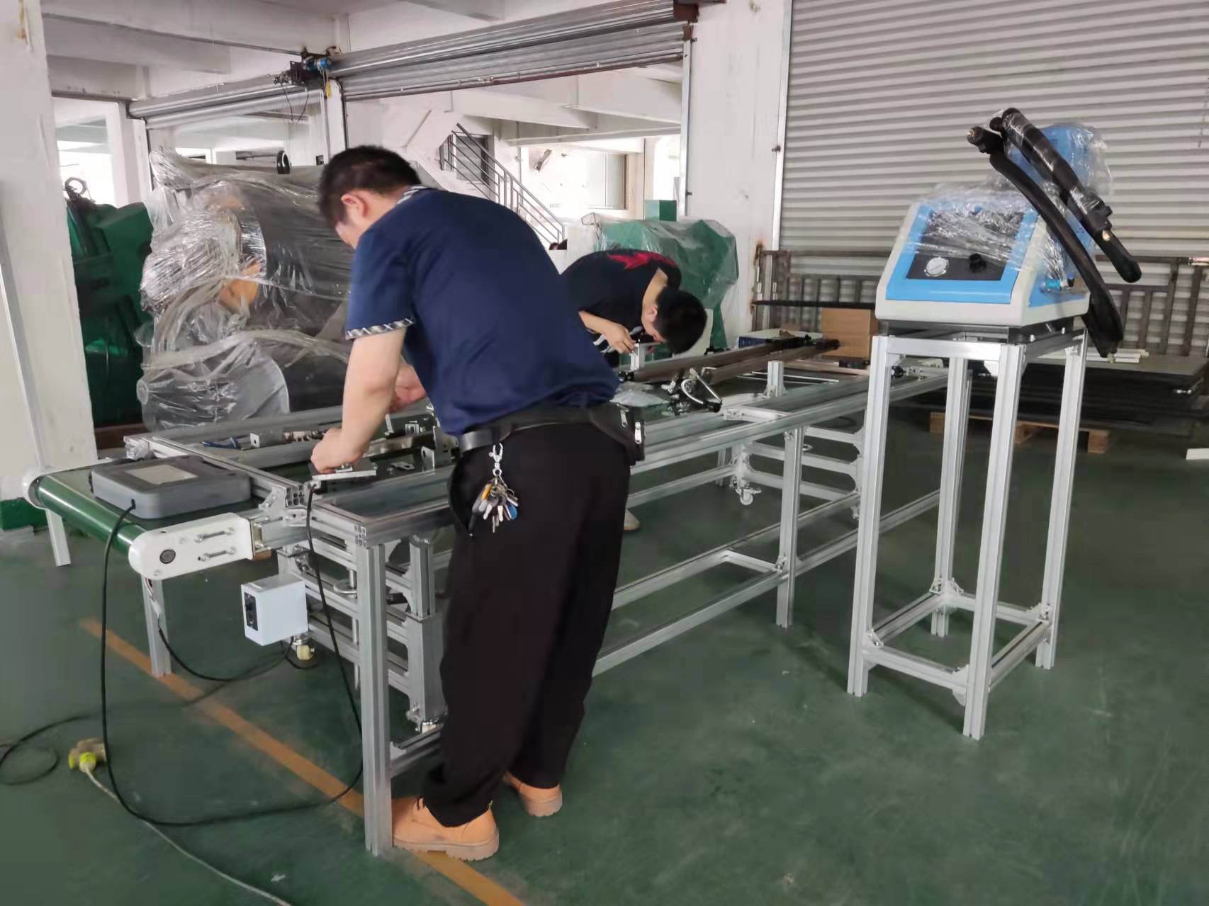 380V Voltage Carton Folder Gluer Machine for Automatic Corrugated Carton in 2022 Year