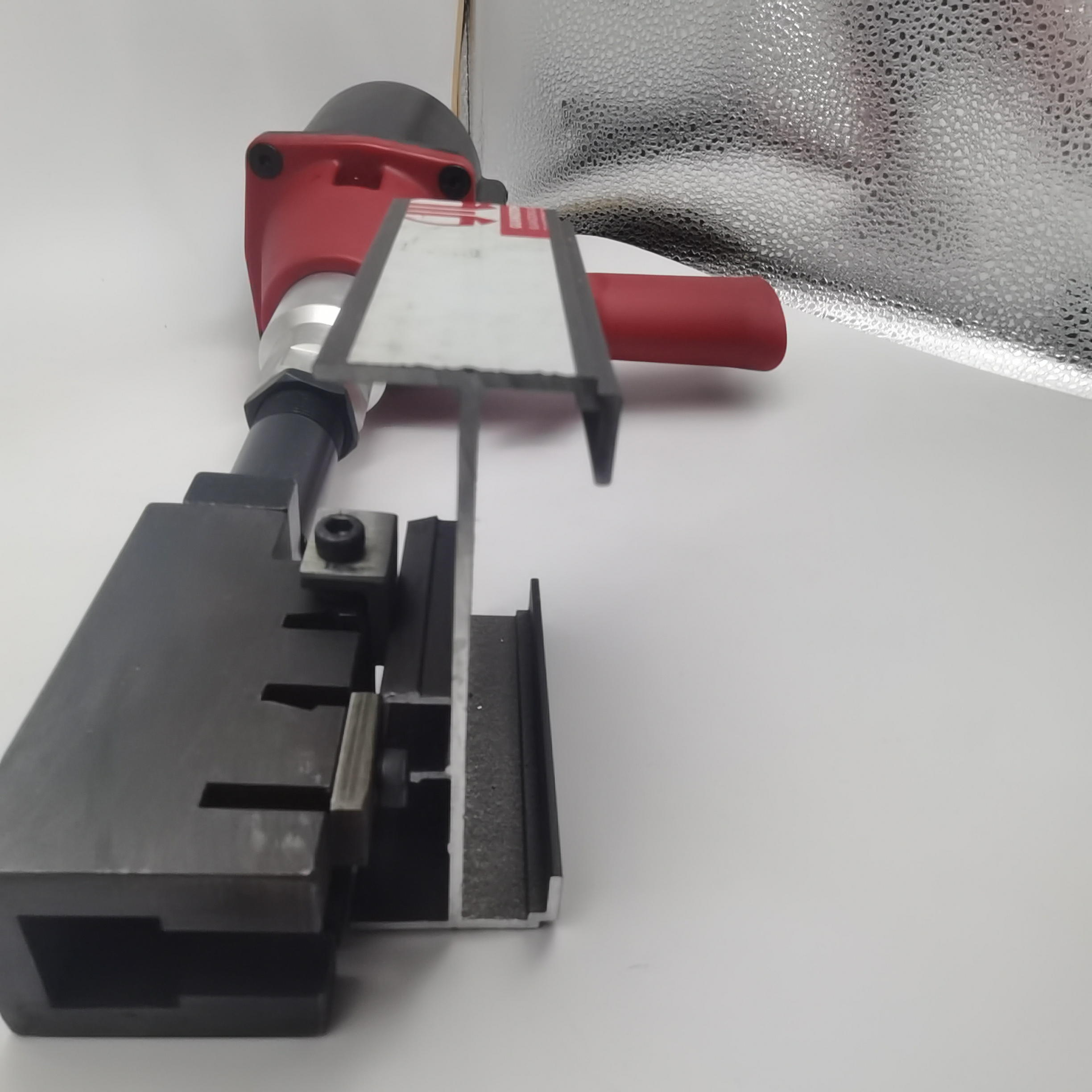 13mm Stroke Pneumatic Aluminium Window Punching Machine