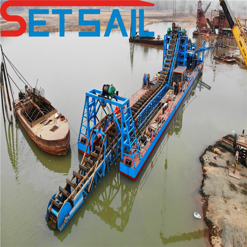 China River Gold Mining Dredging Equipment with Bucket Chain