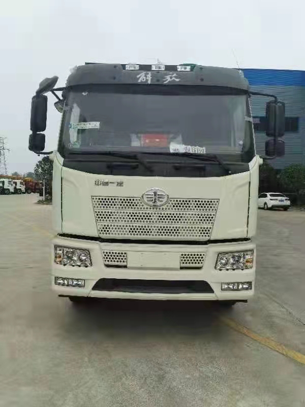 FAW 10 Tons Wrecker With 8tons Crane Boom Truck Crane Truck