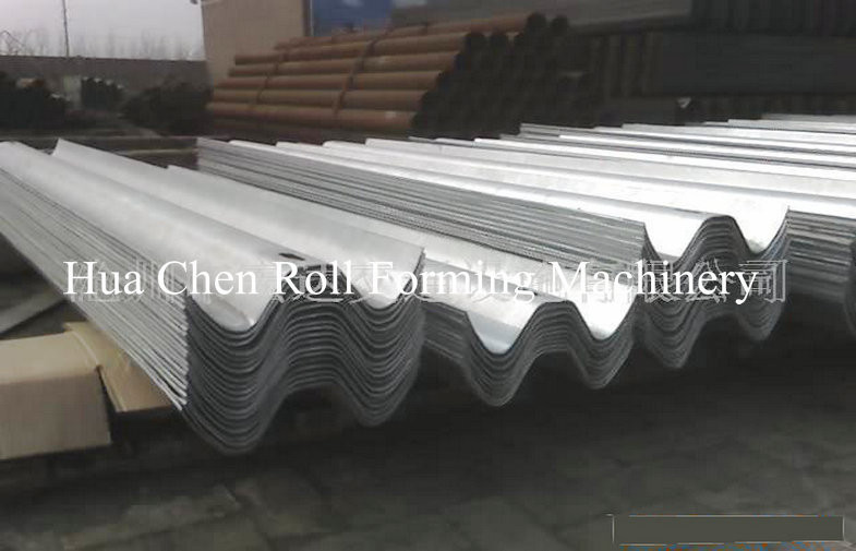 W Shaped Highway Guardrail Forming Machine with pre punch 3mm thickness