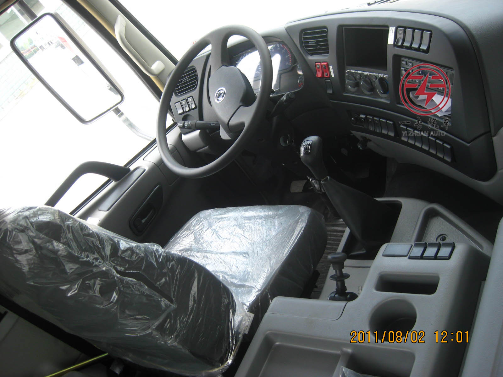 ESC and Normal Cruise Control Equipped 4x4 1-10T Off-Road Cargo Truck by Dongfeng