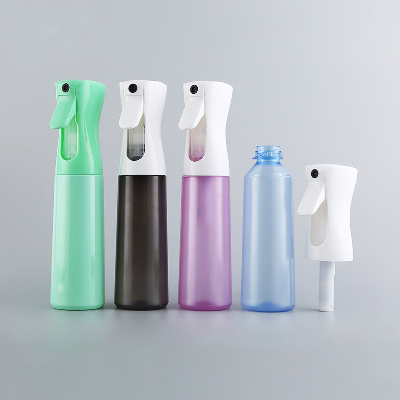 20ml30ml50ml60ml100mlPET Round Fine Mist Spray Bottle Plastic Container Custom Logo Pump Sprayer for Beach and Pool Days