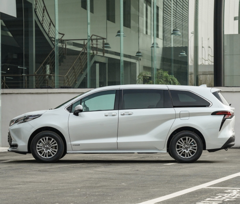 TOYOTA Sienna 2023 2.5L Hybrid Shushi version 2.5T 189HP L4 5Door 7seats MPV Car