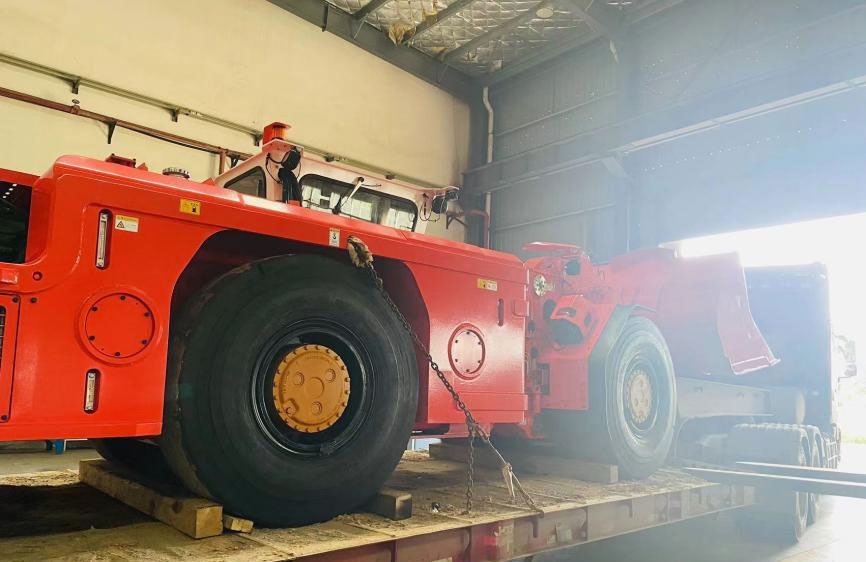 2cbm 4ton Diesel Scooptram / Underground Loader/ LHD