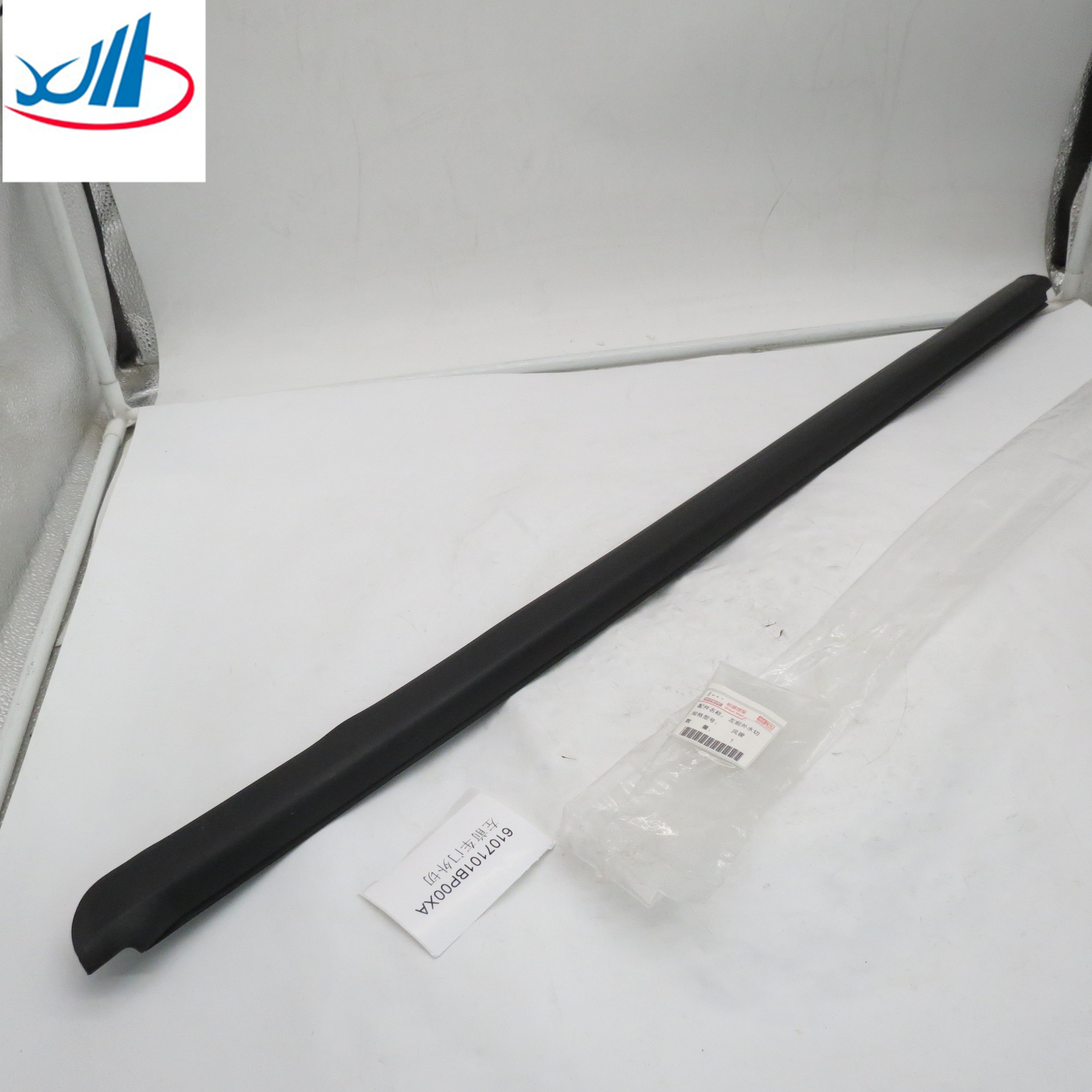 Best price auto engine parts Water cutting strip Seal strip for left front door 6107101BP00XA 6107101-P00