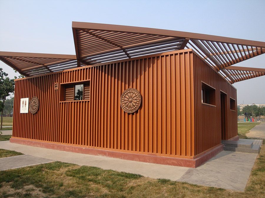 Synthetic Wood Plastic Composite WPC Decking for Outdoor Garden Flooring