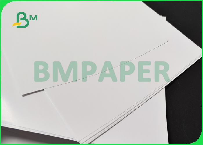 130g 250g Glossy C2S Art Paper For Booklet Printing 70 x 100cm Uniform Coating