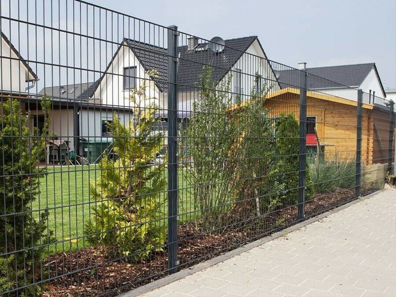 Horizontal Welded Twin Wire Mesh Fencing 868/656/545