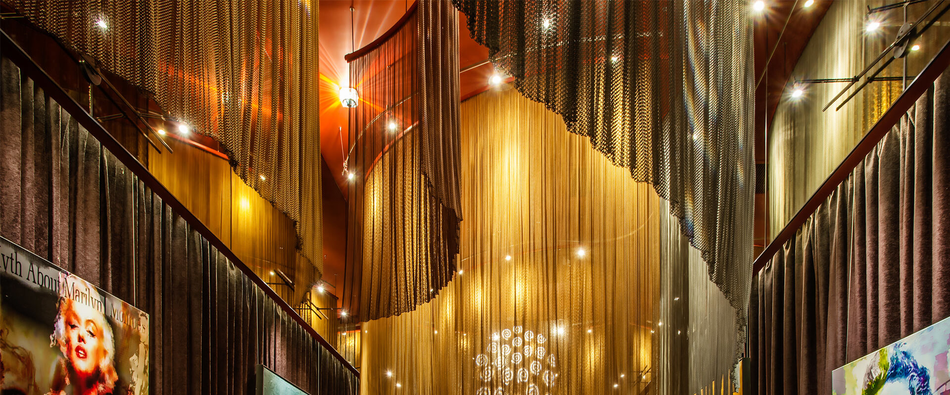 Corrosion Resistant SS316 Metal Mesh Curtain For Seaside Hotel Decoration