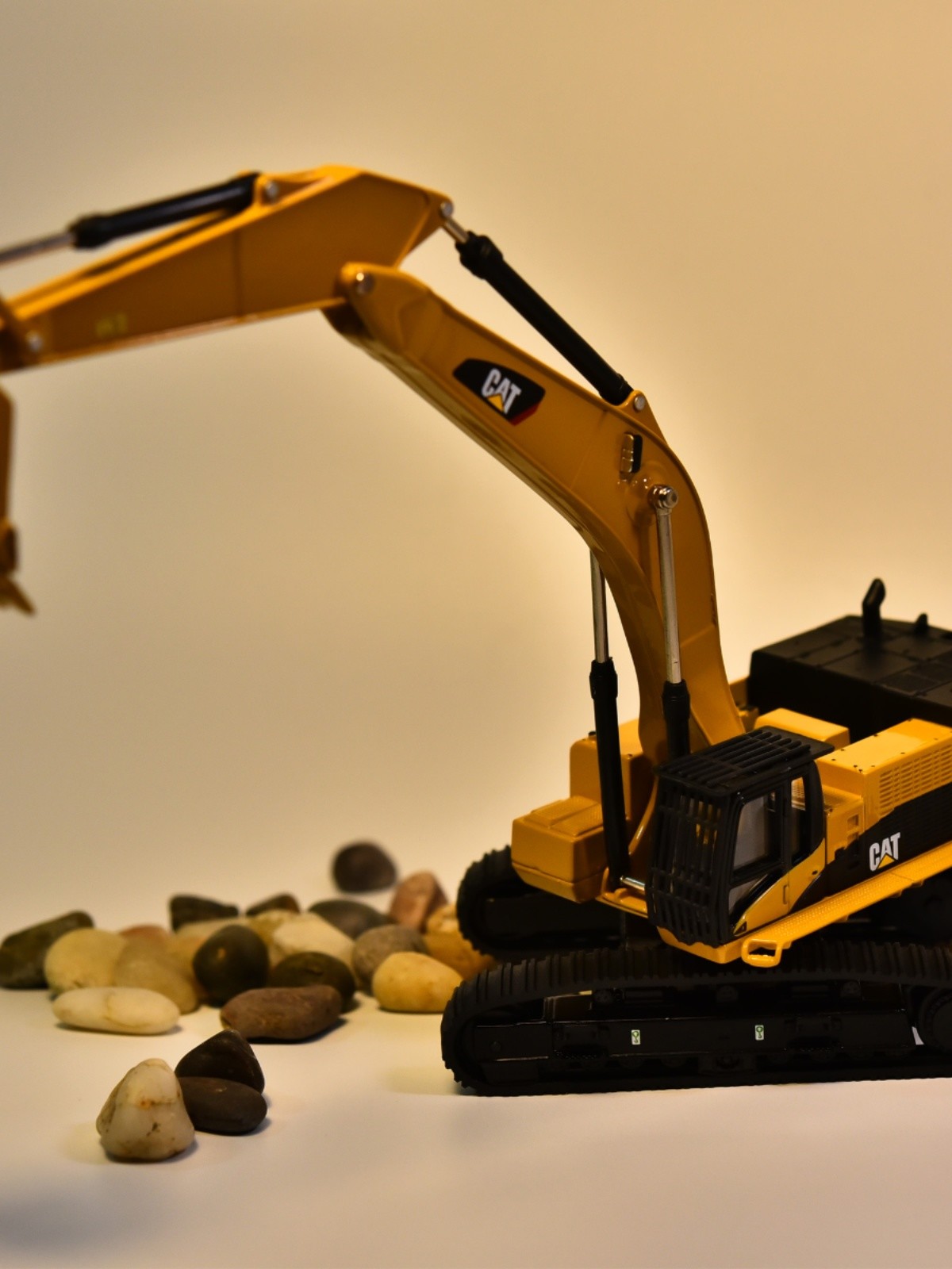 DM Carter CAT385C Alloy Excavator Model Engineering Machinery Car Simulation Metal Decoration Ornaments
