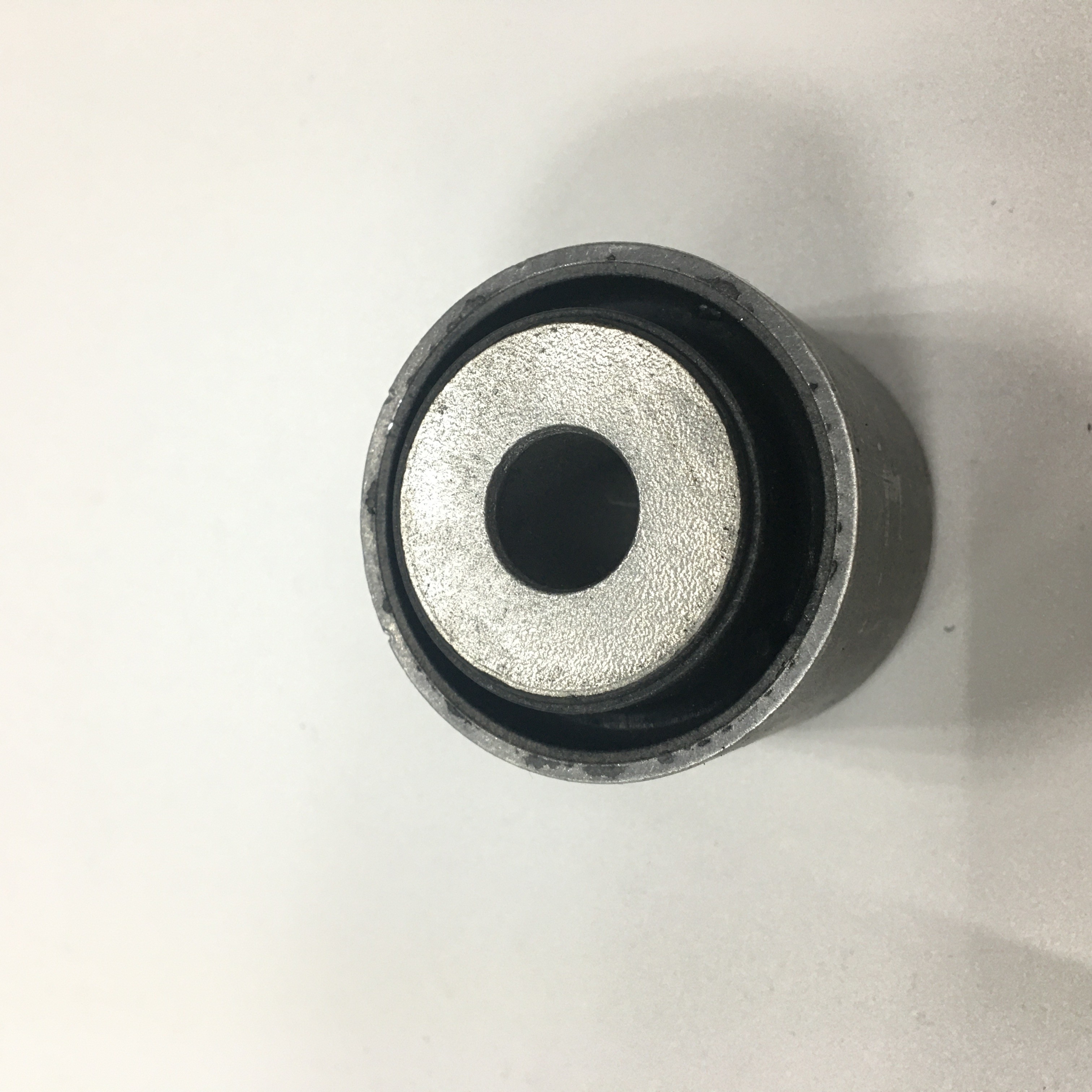 Bentley Mulsanne Control Arm Bushing Replacement OEM 3Y0407181A 3Y0407181